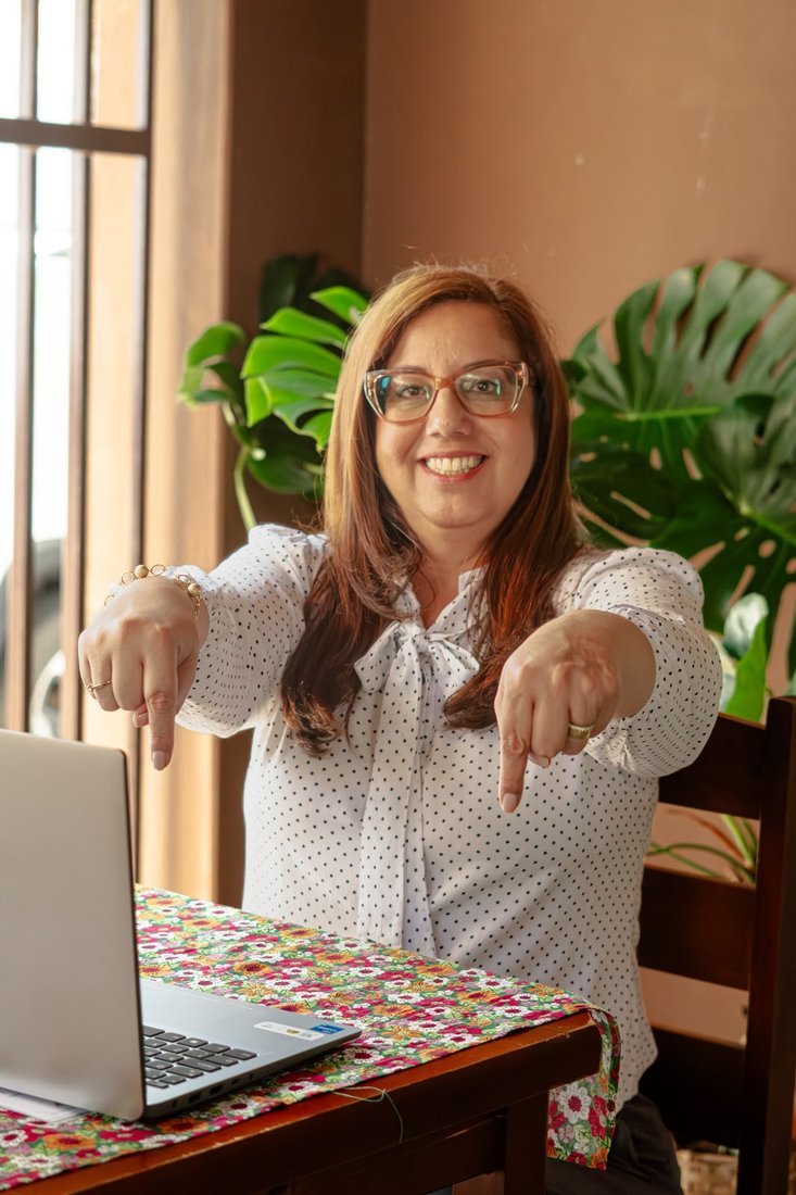 Amanda Gedolin Germano, da Mandys Consulting, pronta para atender
